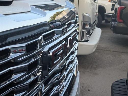 2025 GMC Sierra 2500 Denali