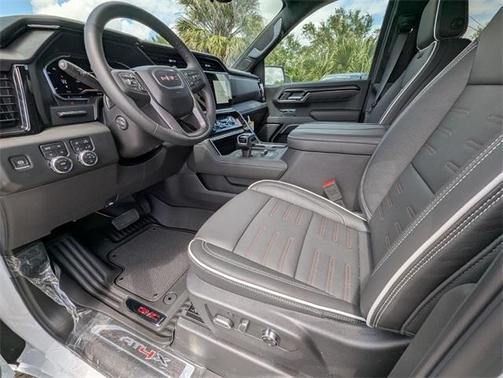 2025 GMC Sierra 1500 AT4X
