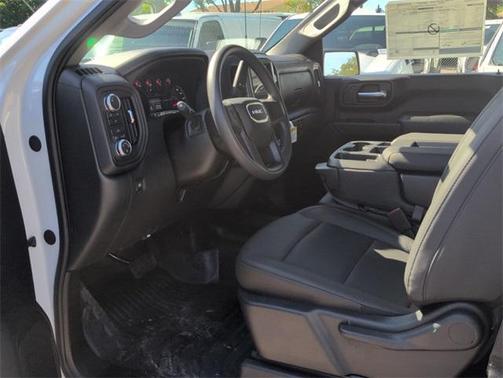 2025 GMC Sierra 3500 Pro