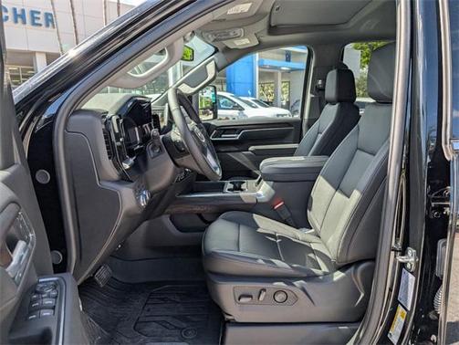 2025 GMC Sierra 3500 SLT