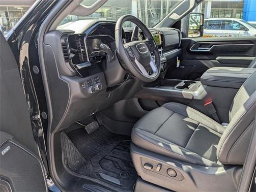 2025 GMC Sierra 3500 SLT