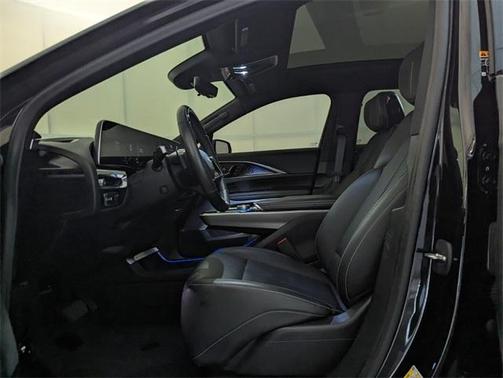 2023 Cadillac LYRIQ Luxury