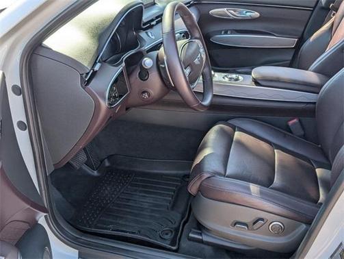 2022 Genesis GV70 2.5T