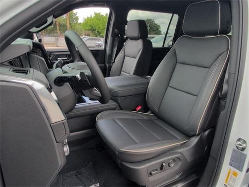 2025 GMC Yukon XL Elevation