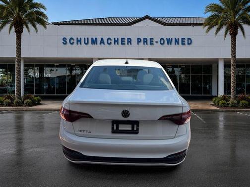 Pure White 2023 Volkswagen Jetta 1.5T Sport