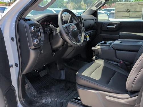2025 GMC Sierra 3500 Pro