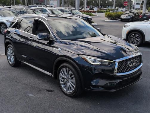 2023 INFINITI QX50 Luxe