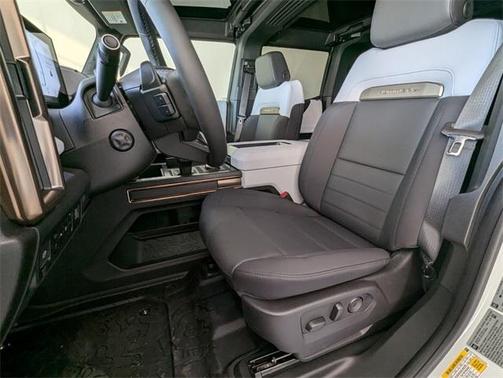 2025 GMC HUMMER EV SUV 2X