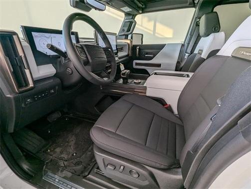 2025 GMC HUMMER EV SUV 2X
