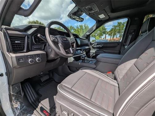 2025 GMC Sierra 1500 AT4X