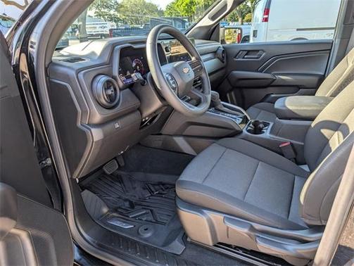 2025 Chevrolet Colorado WT