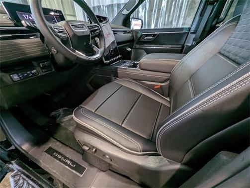 2025 GMC Sierra EV Denali