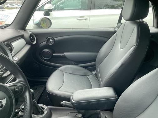 2013 MINI Convertible Cooper