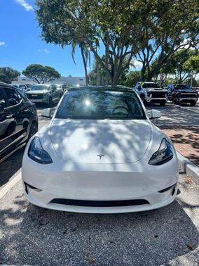 2023 Tesla Model Y Performance