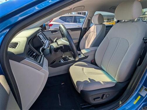 2018 Hyundai SONATA SEL