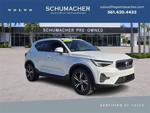 2023 Volvo XC40 B5 Core