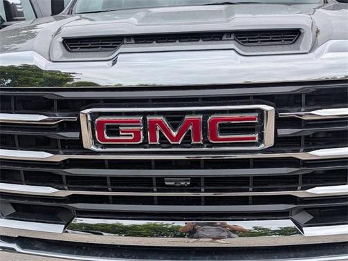 2025 GMC Sierra 2500 SLT