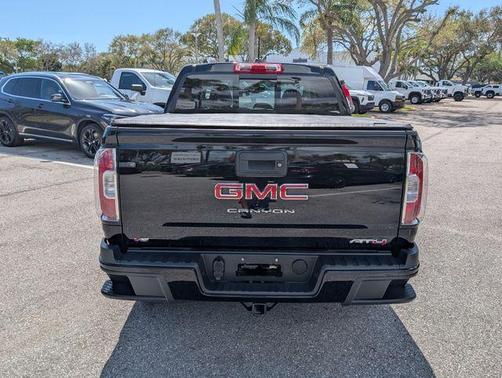2022 GMC Canyon AT4 w/Cloth