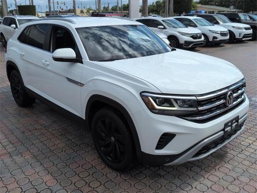2022 Volkswagen Atlas Cross Sport 2.0T SE w/Technology