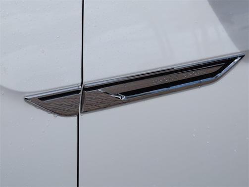 2022 Volkswagen Atlas Cross Sport 2.0T SE w/Technology