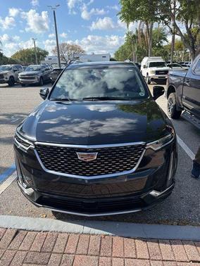 Stellar Black Metallic 2024 Cadillac XT6 Premium Luxury FWD