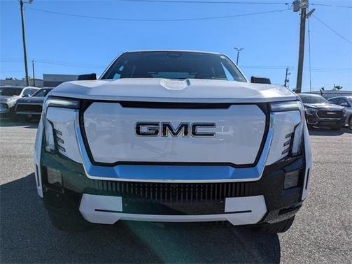 2025 GMC Sierra EV Denali