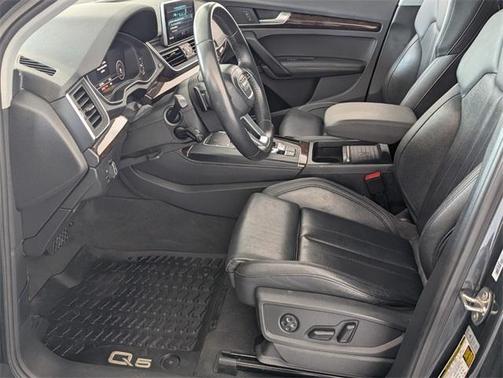 2019 Audi Q5 2.0T Premium Plus