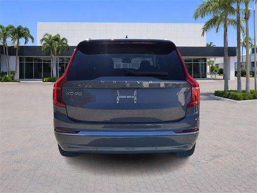 2023 Volvo XC90 B6 Plus 7-Seater