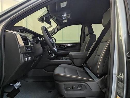 2025 GMC Yukon XL Elevation