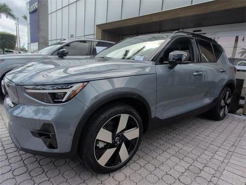 2023 Volvo XC40 Recharge Pure Electric Twin Ultimate