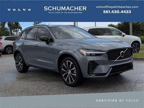 2023 Volvo XC60 B5 Plus Dark Theme