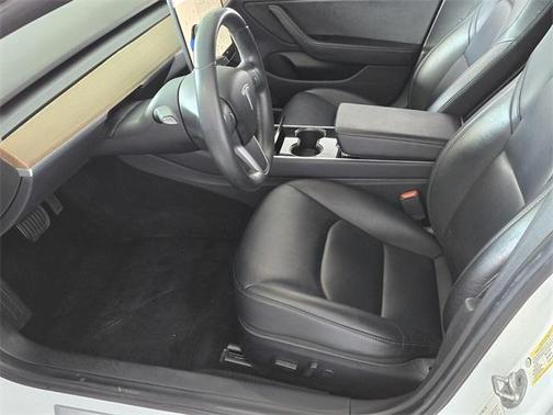 2019 Tesla Model 3 Mid Range
