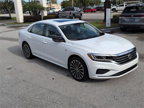 2022 Volkswagen Passat 2.0T Limited Edition