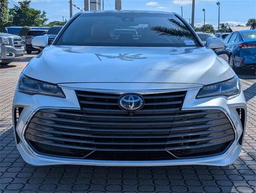 2019 Toyota Avalon Hybrid Limited
