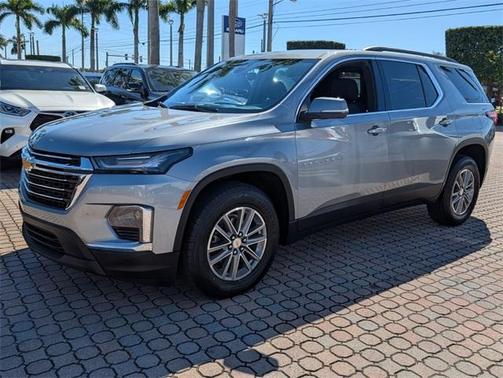 2023 Chevrolet Traverse LT Cloth