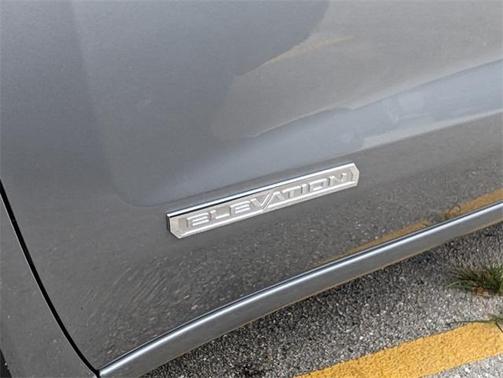 2025 GMC Sierra 1500 Elevation
