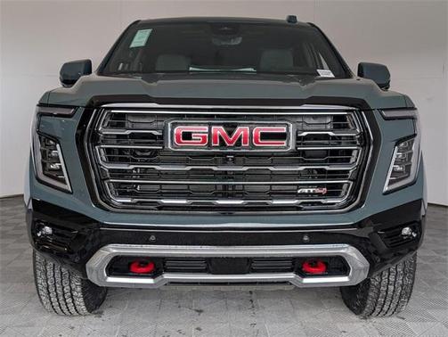 2025 GMC Yukon AT4