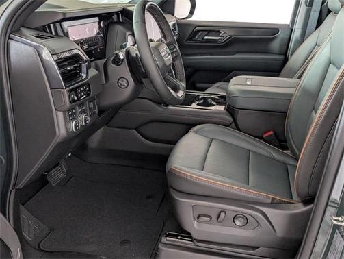 2025 GMC Yukon AT4
