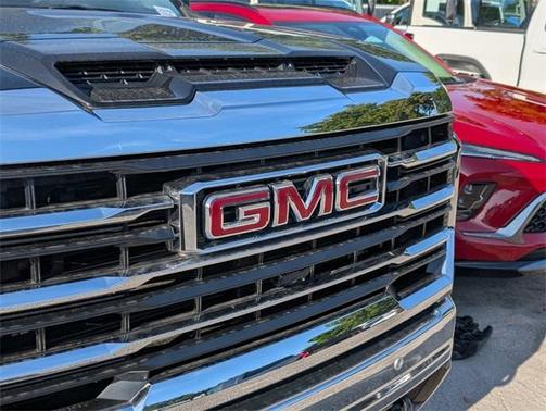 2025 GMC Sierra 2500 SLT