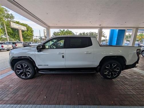 2025 GMC Sierra EV Denali