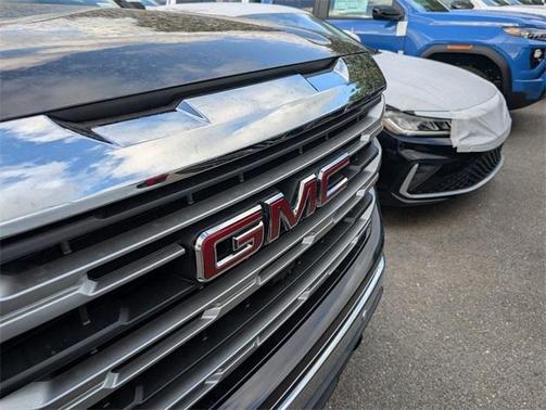 2025 GMC Sierra 1500 SLE
