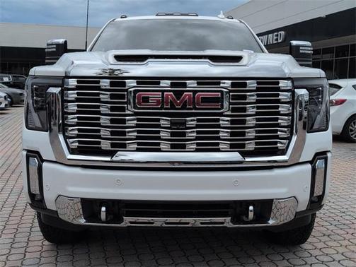 2024 GMC Sierra 2500 Denali