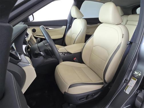 2022 INFINITI QX50 Luxe
