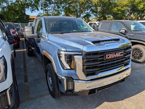 2025 GMC Sierra 2500 Pro