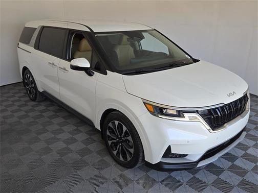 2022 Kia Carnival EX