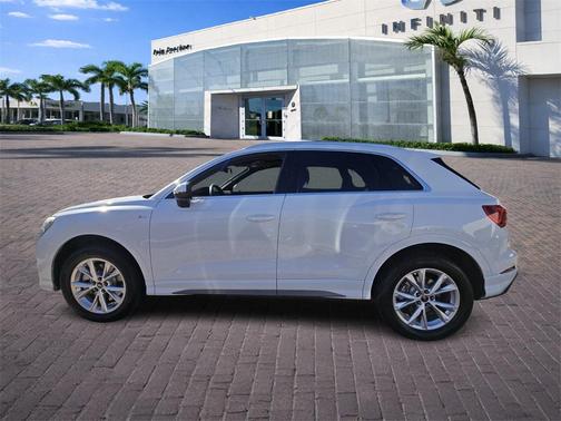 2025 Audi Q3 45 S line Premium