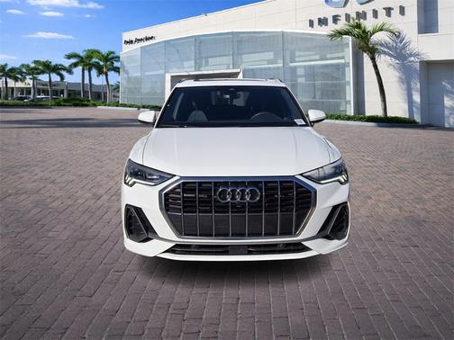 2025 Audi Q3 45 S line Premium
