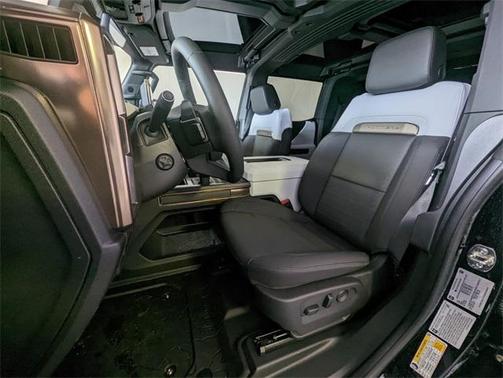 2025 GMC HUMMER EV SUV 2X