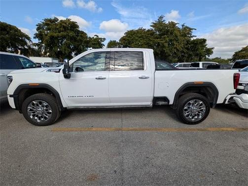 2025 GMC Sierra 2500 Denali