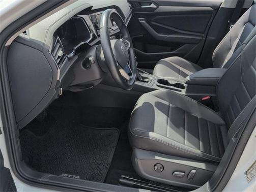 2023 Volkswagen Jetta 1.5T SE
